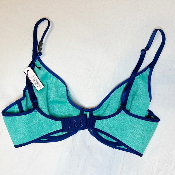 Victoria’s Secret Intimates Lined Semi Demi Green Bra NWT - Picture 2 of 3